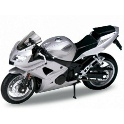 TRIUMPH DAYTONA 600  - 1/18